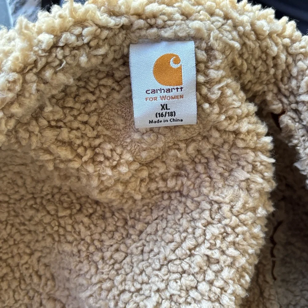 Carhartt Brown Teddy Jacket with Cream Accents - Picture 8 of 10